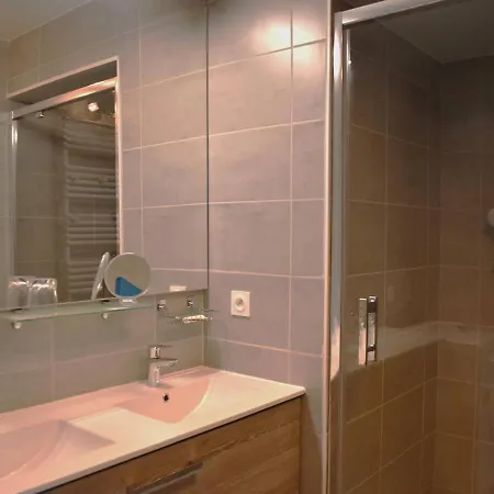 Spacieux 4 Pieces Renove Au Centre De Font-romeu - Fr-1-580-28 Διαμέρισμα