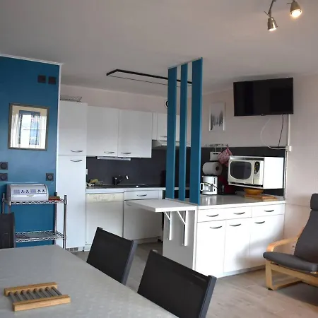 Spacieux 4 Pieces En Centre-ville Avec Cuisine Equipee Et Confortables - Fr-1-580-28 Apartment *
