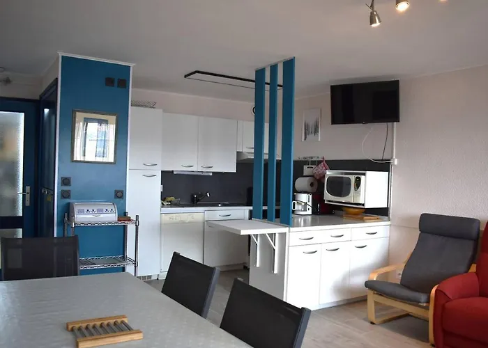 Spacieux 4 Pieces Renove Au Centre De Font-romeu - Fr-1-580-28 Apartamento *